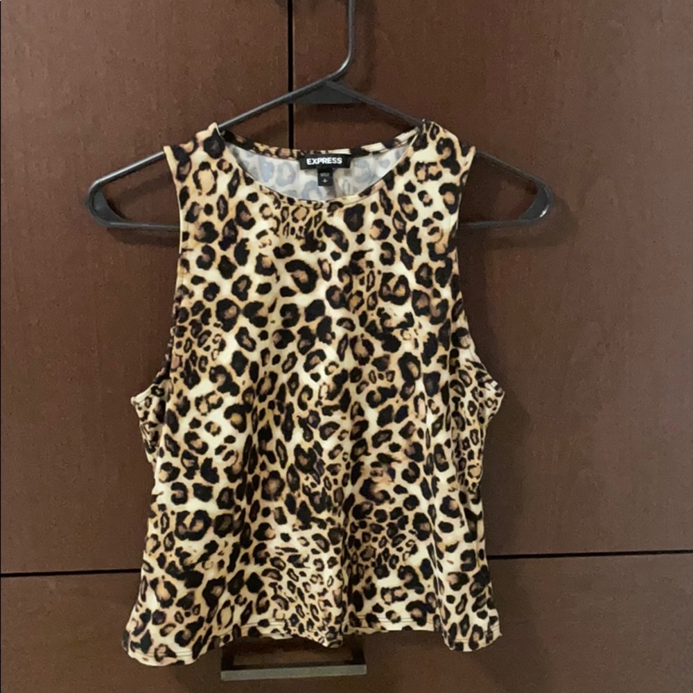 Tank top.